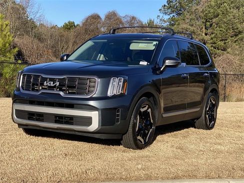 Used 2024 Kia Telluride S w/ S Sunroof Package image 10