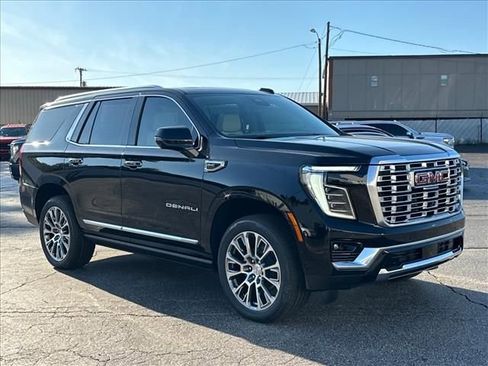 New 2026 GMC Yukon Denali w/ Denali Reserve Package AWD/4WD image 1
