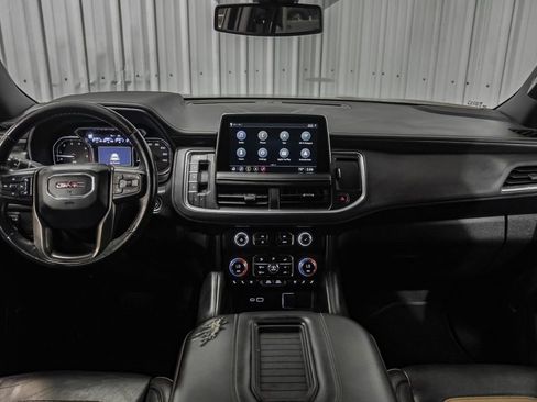 Used 2021 GMC Yukon AT4 w/ Rear Media and Nav Package AWD/4WD image 13