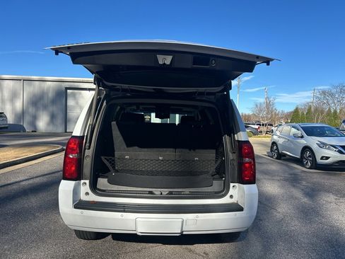 Used 2019 Chevrolet Tahoe LT image 9