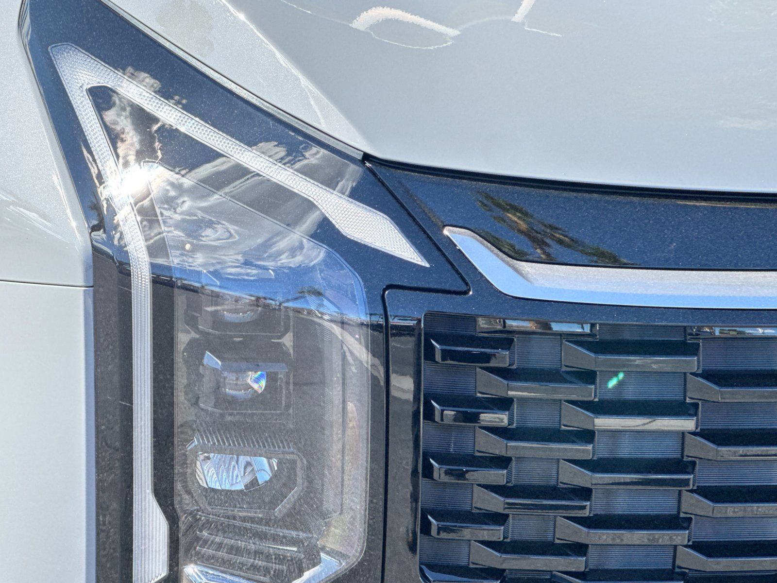 Certified 2026 Kia Sportage EX FWD image 30