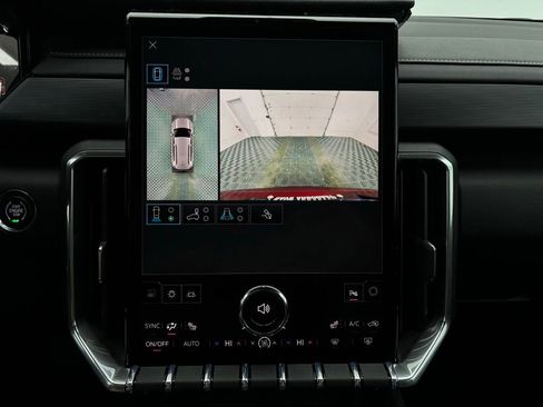 New 2026 GMC Acadia Elevation w/ Elevation Premium Package AWD/4WD image 4