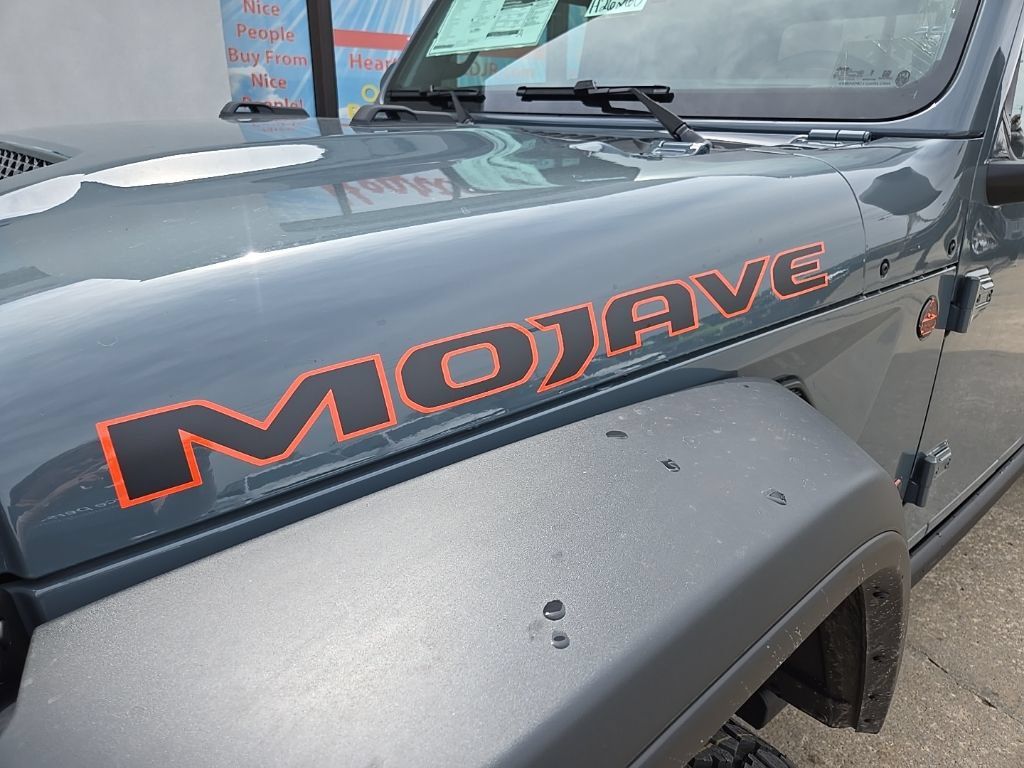 New 2026 Jeep Gladiator Mojave AWD/4WD image 18
