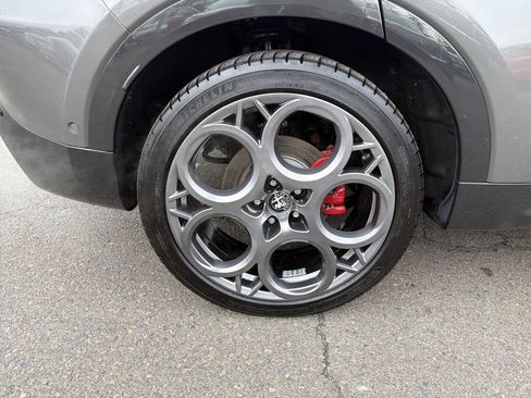 Used 2024 Alfa Romeo Tonale Veloce image 32