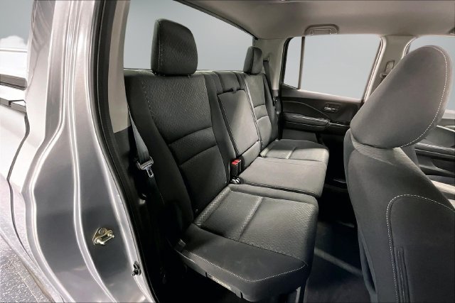 Used 2017 Honda Ridgeline RTS image 23