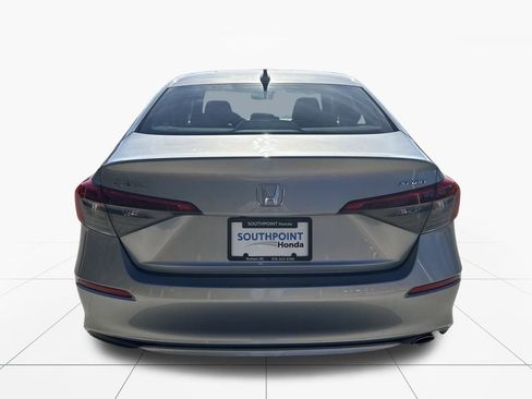 Used 2023 Honda Civic Sport image 7