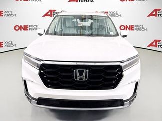 Used 2024 Honda Pilot Touring video 2