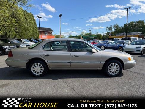 Used 2001 Lincoln Continental FWD image 9