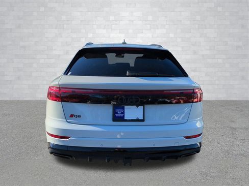 Used 2025 Audi Q8 Premium Plus image 5