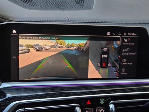 Used 2021 BMW X7 xDrive40i w/ M Sport Package AWD/4WD image 22