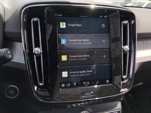 New 2025 Volvo XC40 B5 Plus w/ Protection Package Premier image 21