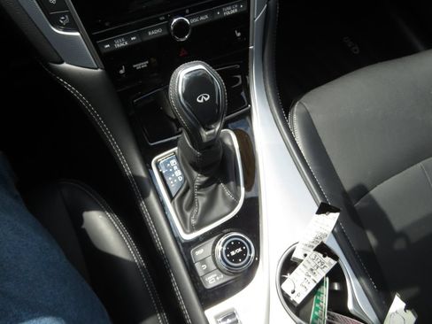 Used 2022 INFINITI Q50 Luxe w/ Cargo Package AWD/4WD image 23