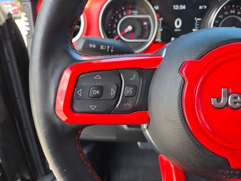Used 2021 Jeep Wrangler Unlimited Rubicon AWD/4WD image 34