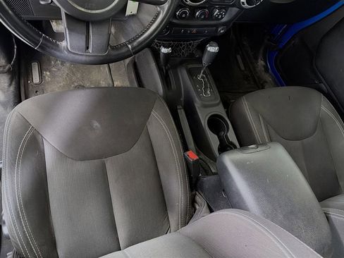 Used 2015 Jeep Wrangler Sahara w/ Connectivity Group image 21