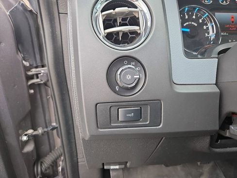 Used 2014 Ford F150 XLT w/ Equipment Group 302A Luxury image 18