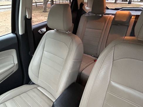 Used 2018 Ford EcoSport Titanium image 12