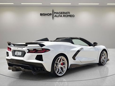 Used 2023 Chevrolet Corvette Stingray Premium Conv w/ Z51 Performance Package image 8