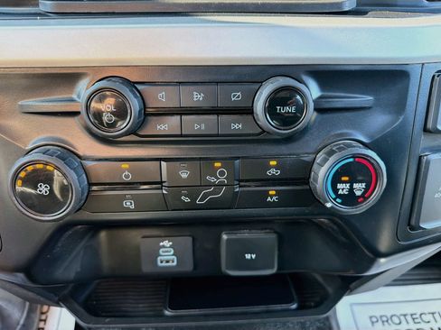 Used 2024 Ford F350 XL AWD/4WD image 14
