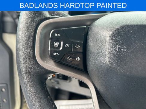 Certified 2025 Ford Bronco Badlands AWD/4WD image 17