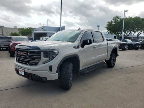 New 2026 GMC Sierra 1500 AT4 w/ AT4 Premium Package AWD/4WD image 3