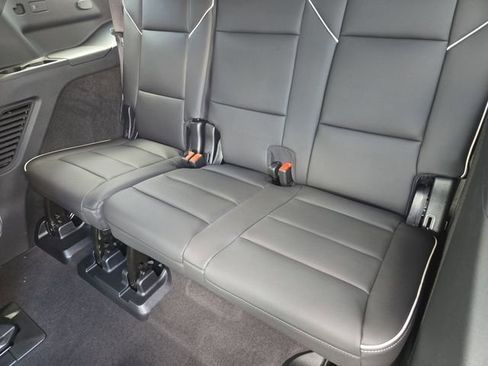 New 2026 Cadillac Escalade Sport w/ LPO, Floor Liner Package AWD/4WD image 23