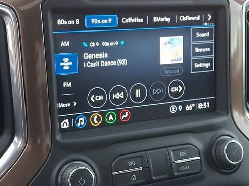 Used 2022 Chevrolet Silverado 1500 High Country w/ Technology Package image 19