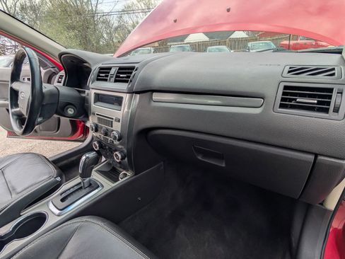Used 2011 Ford Fusion SEL image 13