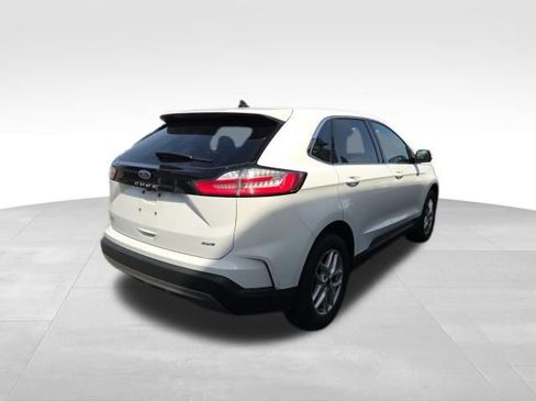 Used 2024 Ford Edge SEL image 5