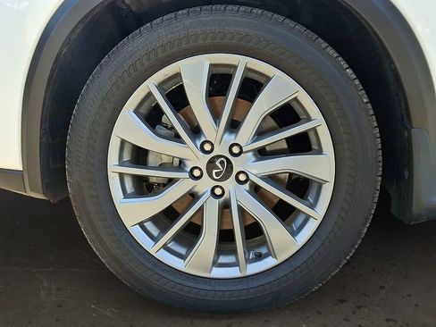 Used 2025 INFINITI QX50 Pure AWD/4WD image 9