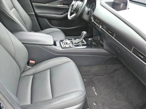 Used 2025 MAZDA CX-30 AWD 2.5 S w/ Select Sport Pkg image 19