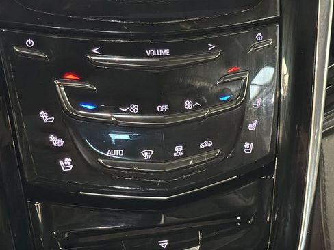 Used 2017 Cadillac Escalade Platinum AWD/4WD image 30