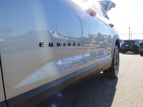 New 2026 Chevrolet Equinox ACTIV w/ Safety and Technology Package image 14