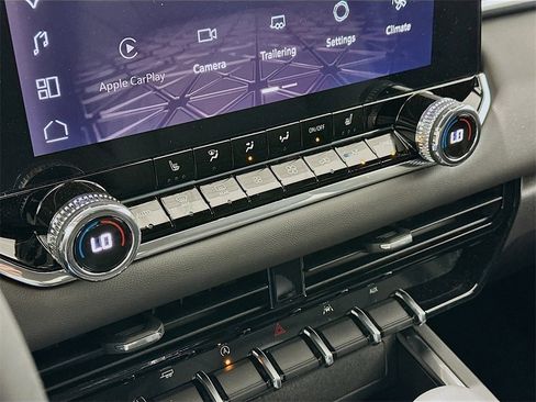 New 2026 GMC Canyon Elevation w/ Convenience Package image 16