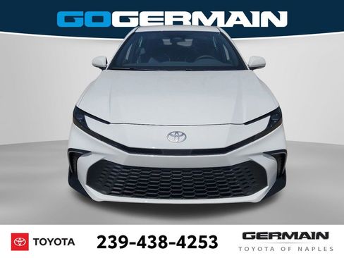 New 2025 Toyota Camry SE w/ Convenience Package FWD image 3