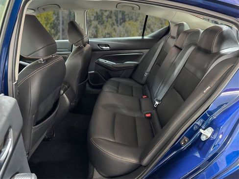 Used 2019 Nissan Altima 2.5 SR AWD/4WD image 10