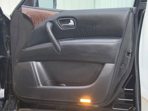 Used 2020 Nissan Armada SL w/ Premium Package image 23