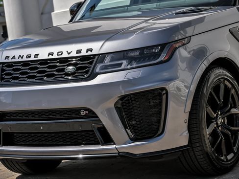 Used 2022 Land Rover Range Rover Sport SVR AWD/4WD image 5