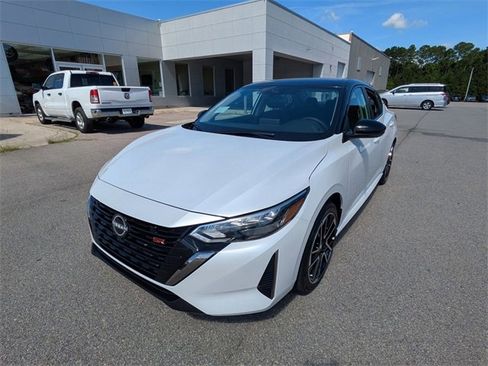 New 2025 Nissan Sentra SR w/ Trunk Package image 7