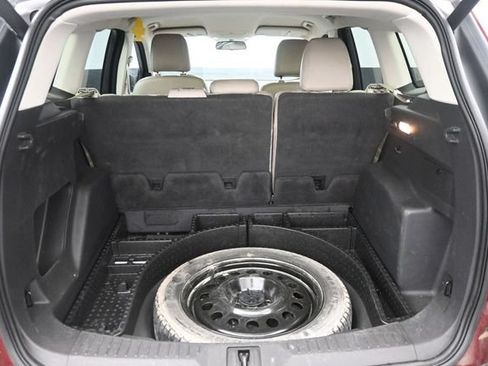 Used 2016 Ford Escape SE w/ SE Chrome Package FWD image 31