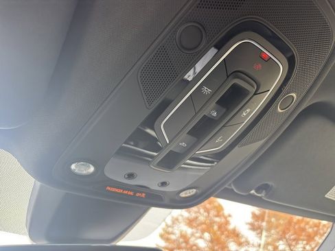 Used 2025 Audi Q7 3.0T Premium Plus image 42