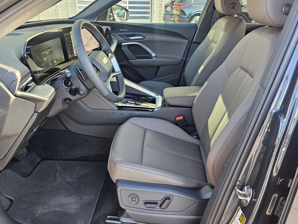 New 2026 Audi Q5 Premium Plus AWD/4WD image 2