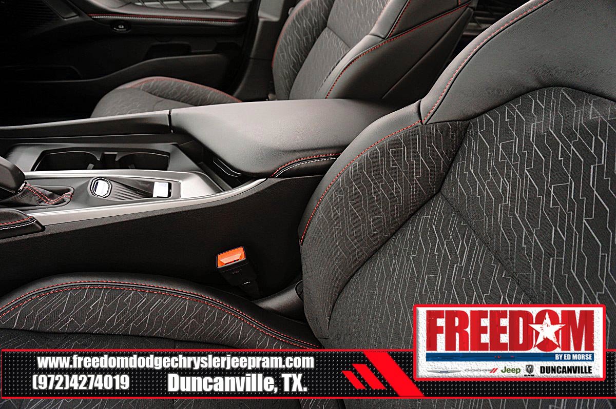 New 2026 Dodge Charger Scat Pack w/ Blacktop Package AWD/4WD image 31