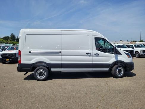 New 2026 Ford Transit 150 148 Medium Roof RWD image 4