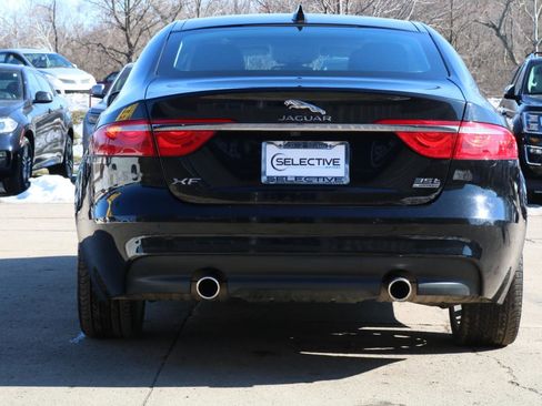Used 2016 Jaguar XF Prestige image 13