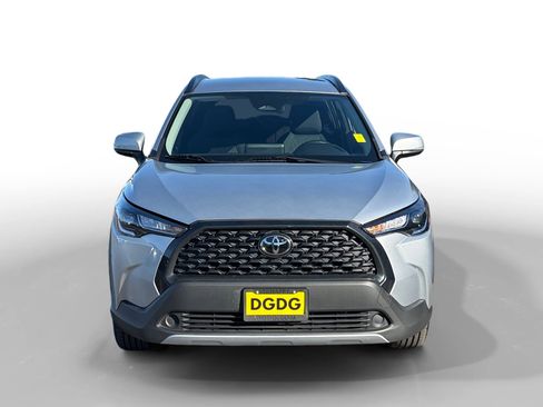 Used 2024 Toyota Corolla Cross LE image 8