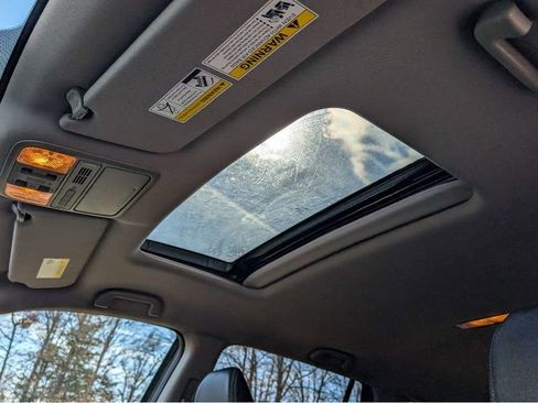 Used 2017 Honda Pilot EX-L image 18