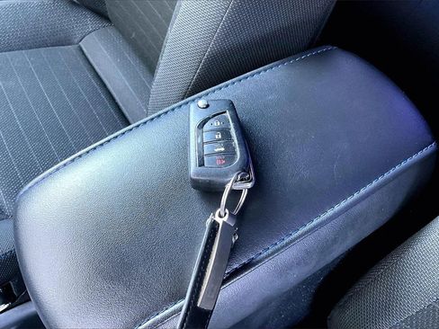 Certified 2022 Toyota Corolla SE image 35