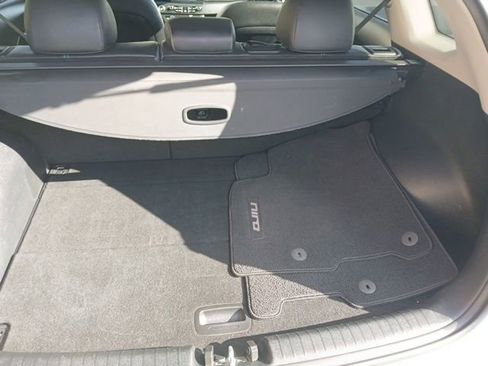 Used 2019 Kia Niro Touring image 24