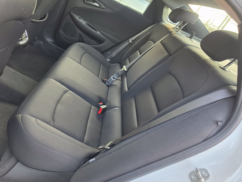 Used 2023 Chevrolet Malibu LT FWD image 7