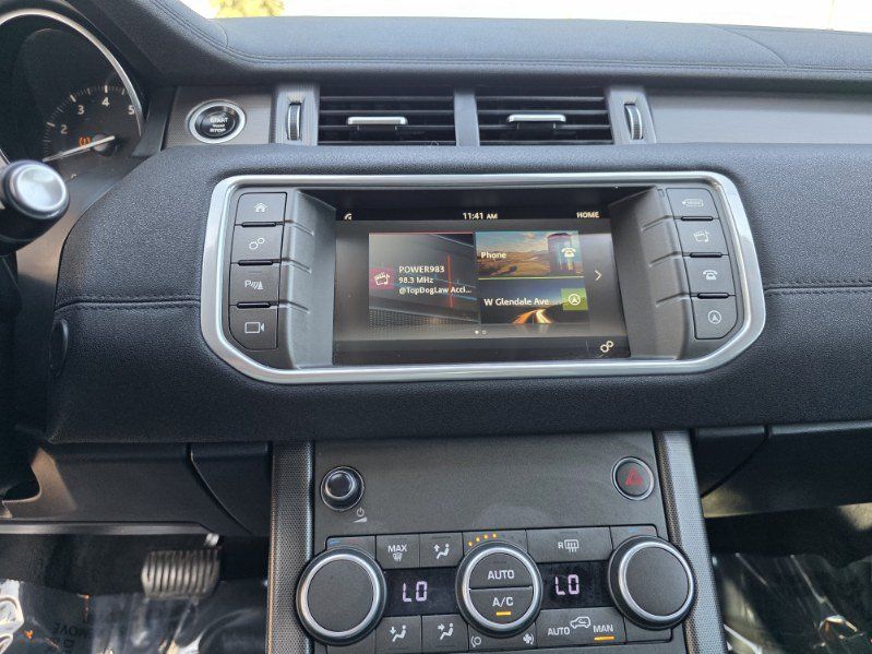 Used 2019 Land Rover Range Rover Evoque SE AWD/4WD image 13